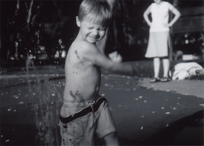 finn in the sprinkler park